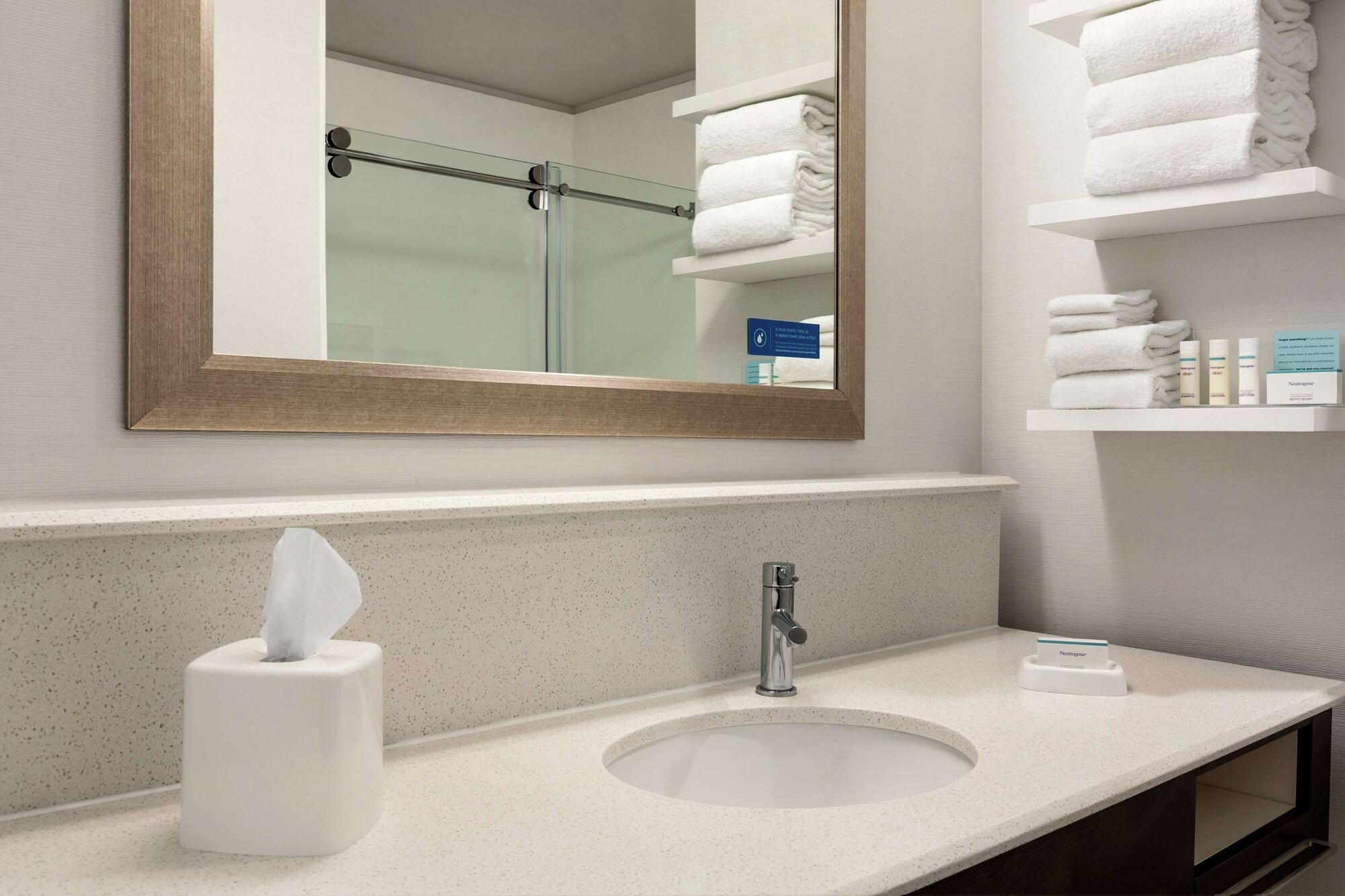 Hampton Inn & Suites Minooka Channahon Buitenkant foto